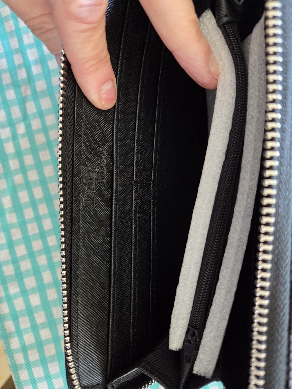 Checkered Wallet - Picture 5 of 7